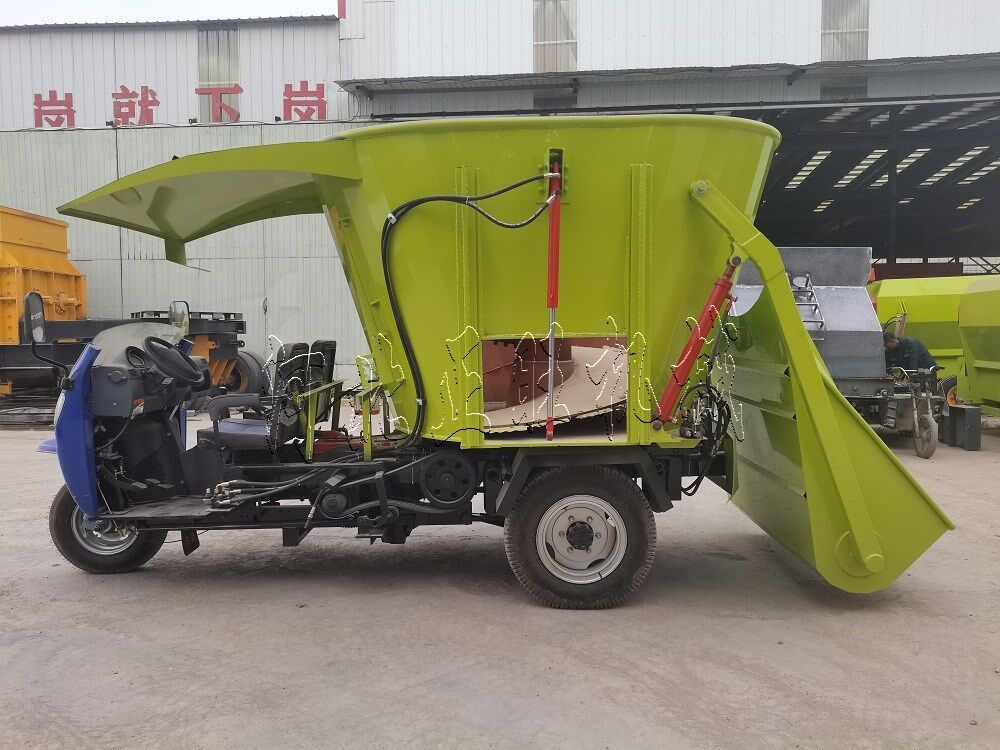 5方立式自動給料攪撒一體機