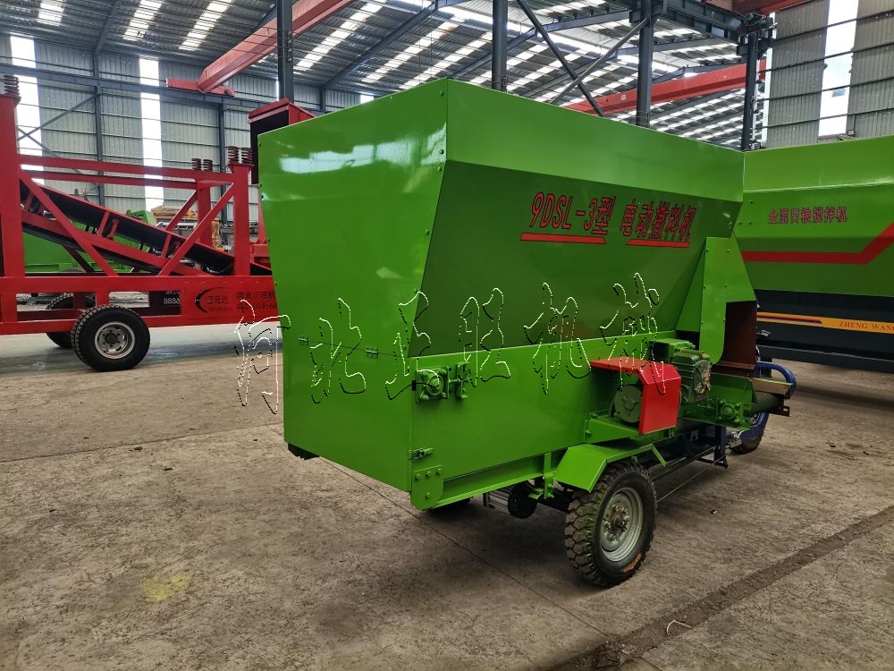 喂牛撒料車有什么優(yōu)勢？